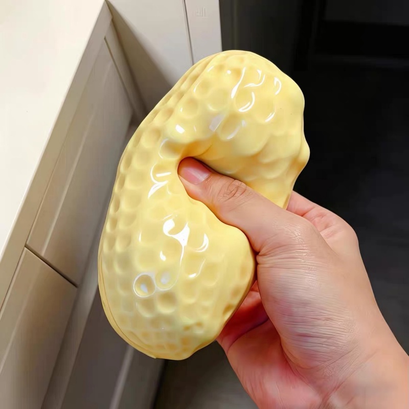 In Stock Peanut Stress Ball Cr - مراجعة Vinyl Figure Blank وسعره