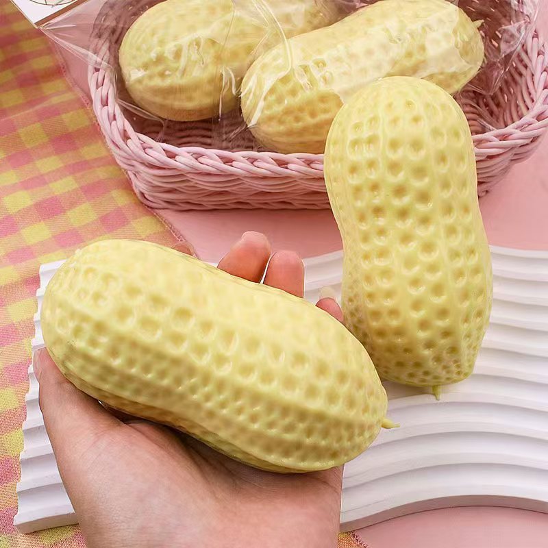 In Stock Peanut Stress Ball Cr - مراجعة Vinyl Figure Blank وسعره