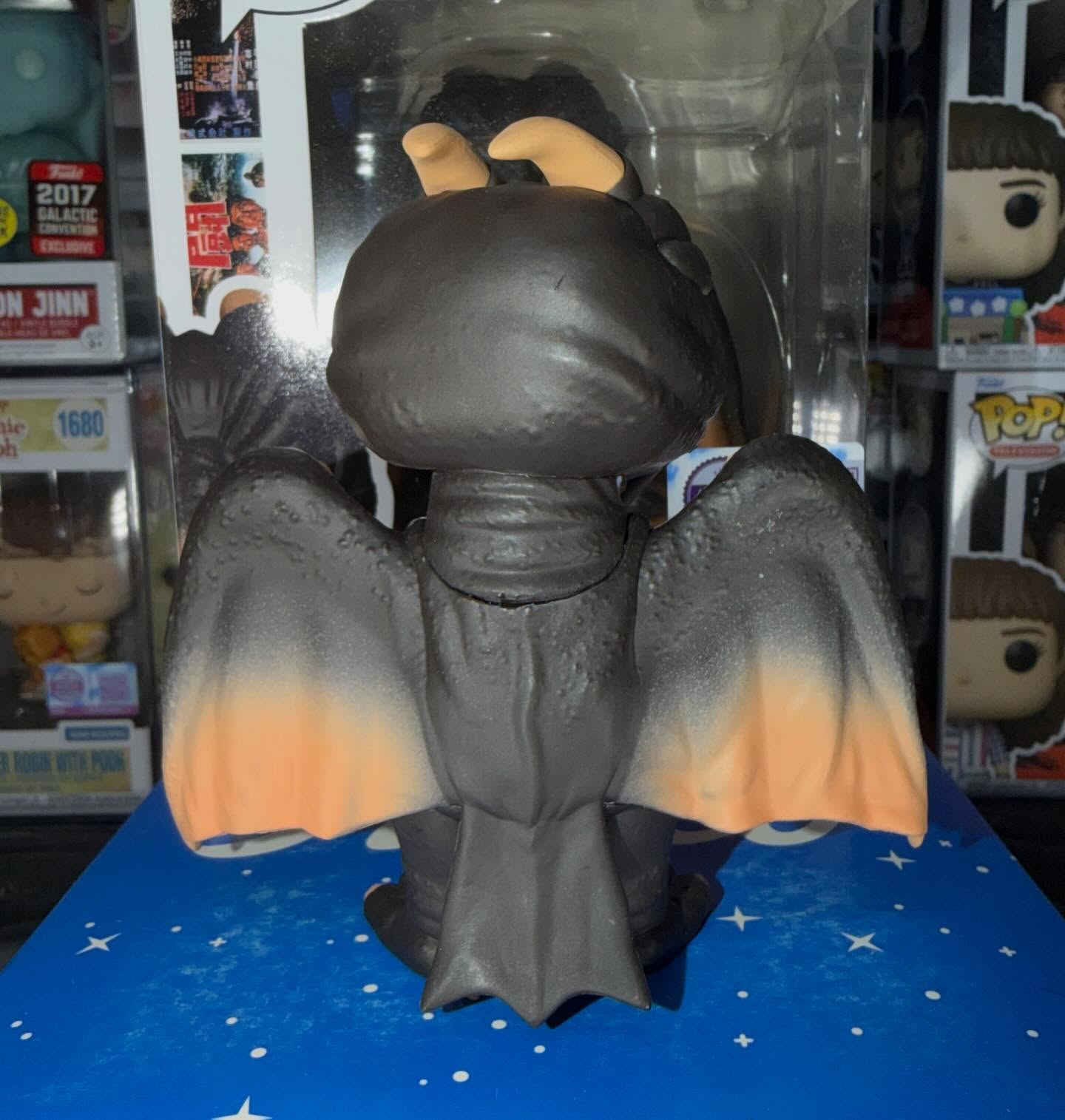 Godzilla Rodan Figure Funko Po - مراجعة Funko Pop Protector وسعره