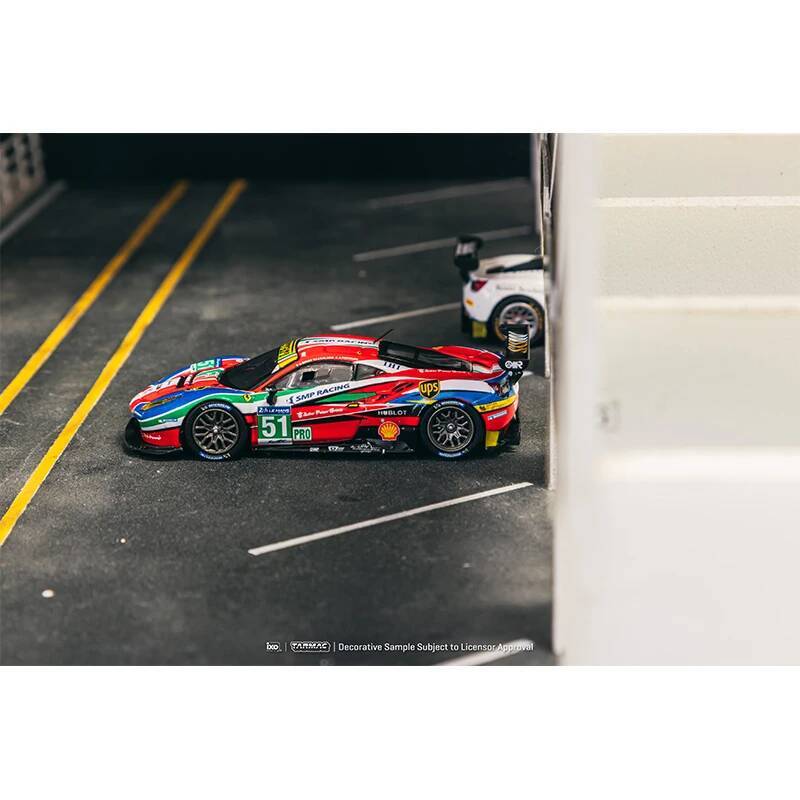 In Stock Tarmac Works 1:64 488 - مراجعة Die Cast Car 1 64 وسعره