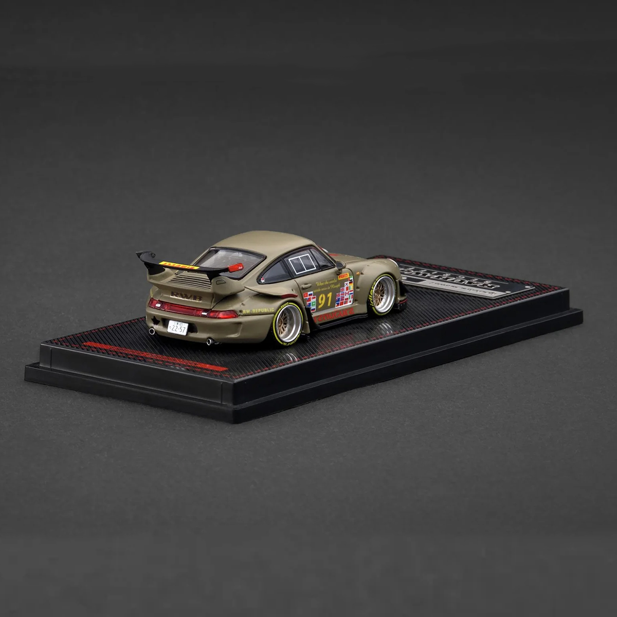 Ignition Model IG3873 1:64 Por - مراجعة Die Cast Car 1 64 وسعره